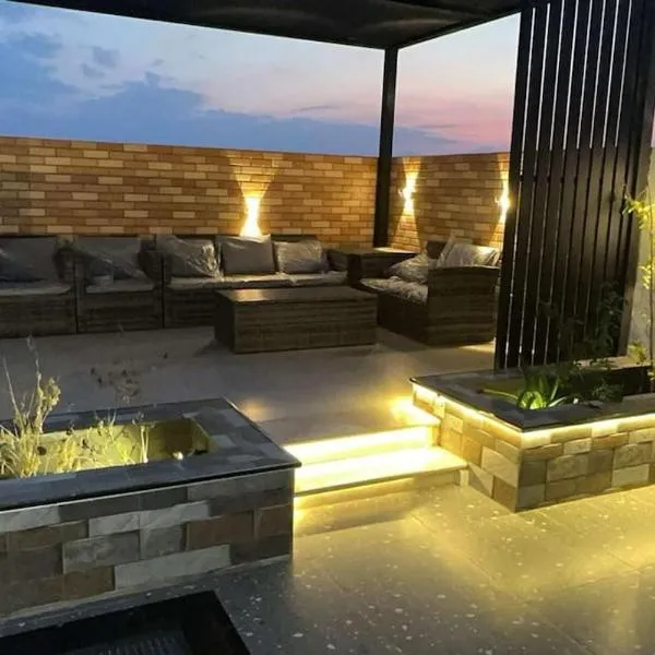 استراحه فندقيه فخمه نطاق المدينه بخصم ترويجي，位于Billah的酒店