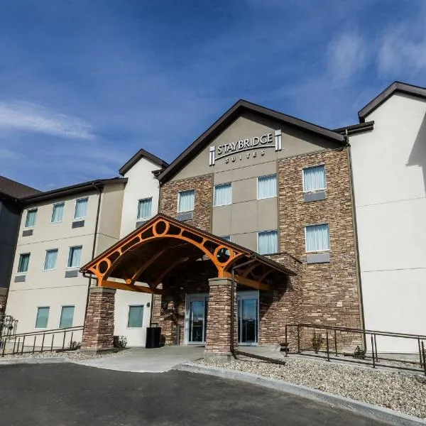 Staybridge Suites - Dawson Creek, an IHG Hotel，位于道森克里克的酒店