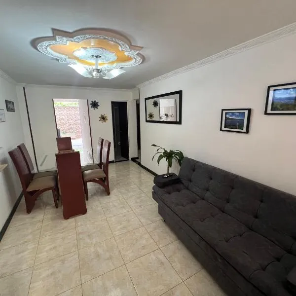 Hermoso apartamento cerca al aeropuerto!，位于波哥大的酒店