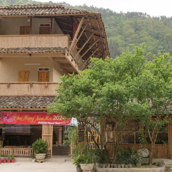 Homestay Nhà Pao，位于Sà Phìn的酒店