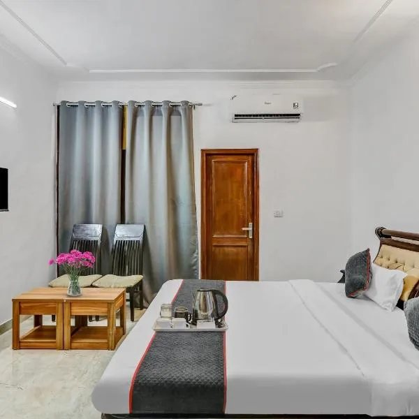 OYO Townhouse 1071 Hotel Metro Inn Residency Near ISKCON Temple Noida，位于Indirapuram的酒店