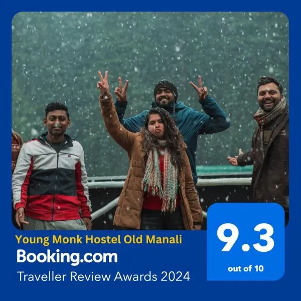 Young Monk Hostel & Cafe Old Manali，位于纳加尔的酒店