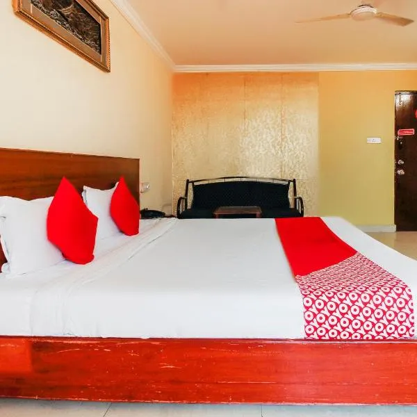 OYO 15140 Hotel Priya Residency，位于Secunderabad的酒店