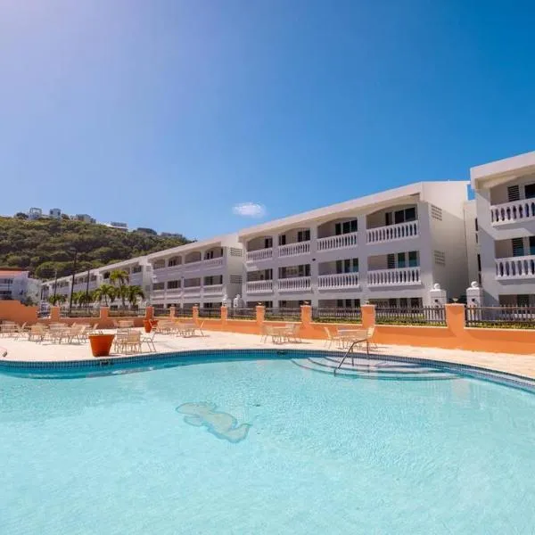 Golden Dream Villas & Studio A/B Pool View，位于伊莎贝拉的酒店