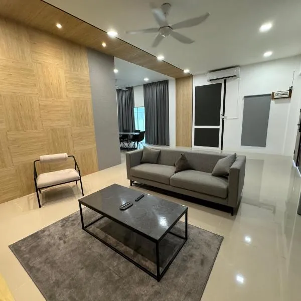 MR homestay depo link，位于古晋的酒店