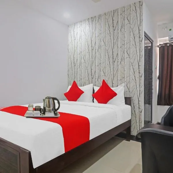 Super OYO Alwal Residency，位于Turkapally的酒店