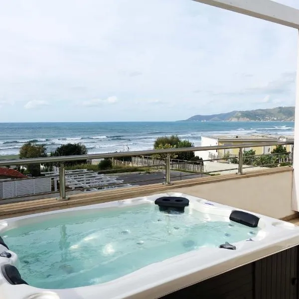 Hotel e Residence Il Faro Acciaroli，位于阿西亚罗利的酒店