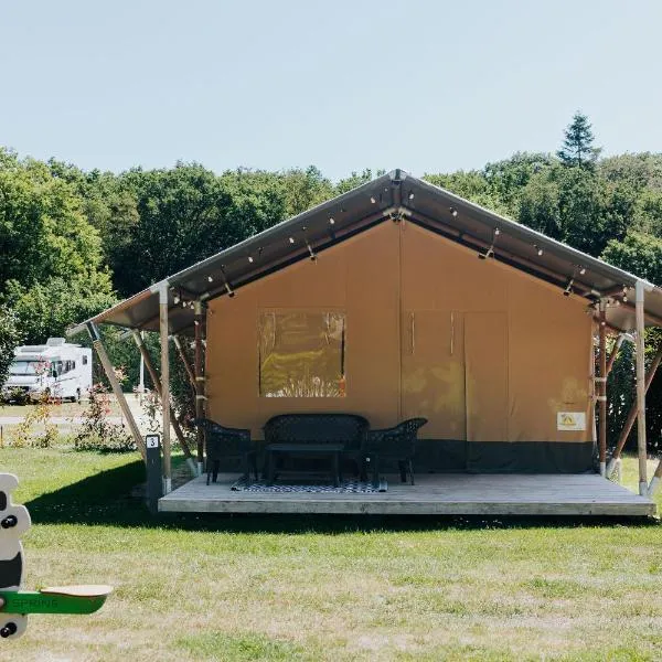 Safaritent op groen en kindvriendelijk park op de Veluwe，位于伊皮的酒店