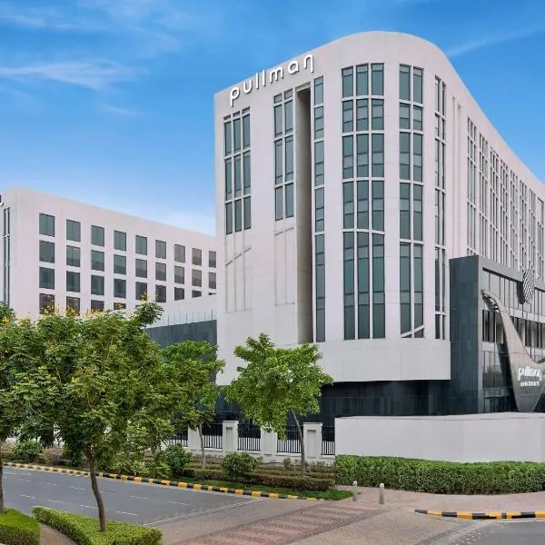 Pullman New Delhi Aerocity An Accor Hotels Brand，位于新德里的酒店