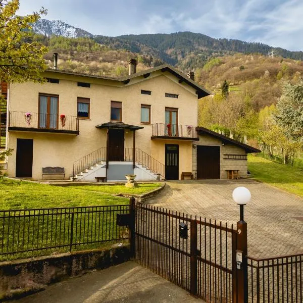 Residenza Alba (intero alloggio)，位于Caiolo的酒店