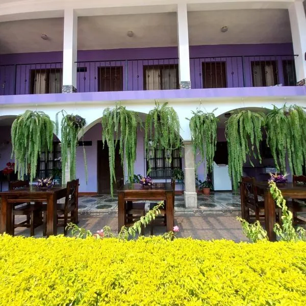 Hotel Quinta Vista Verde，位于Sumpango的酒店
