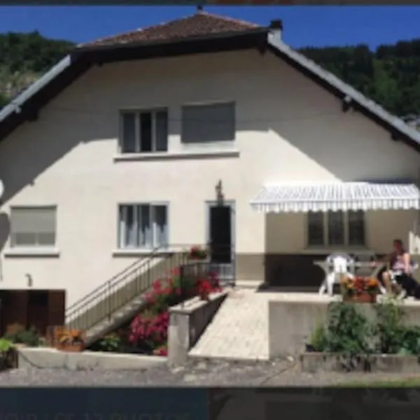 Gîte Sainte Foy，位于Rosureux的酒店