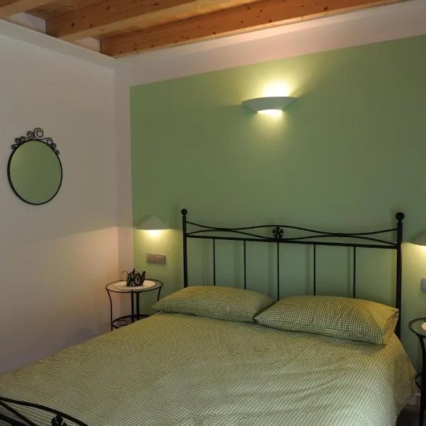 B&B La Teiera，位于波里奥特米的酒店