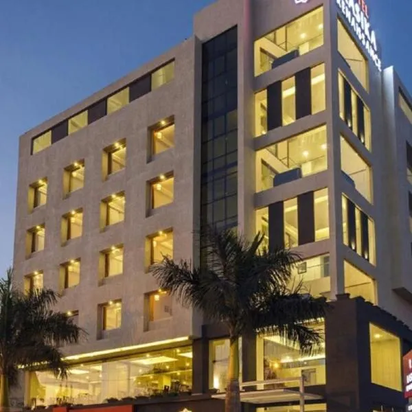 Hotel Rasika，位于Kāgal的酒店