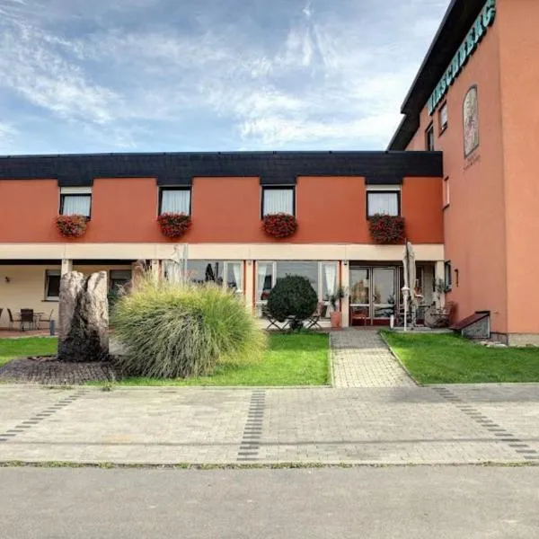 Hotel Hirschberg，位于贝河畔的海尔斯伯格的酒店