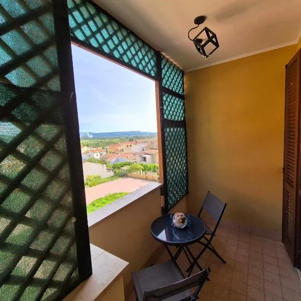 Cozy accommodation in Sardinia, Olmedo，位于奥尔梅多的酒店
