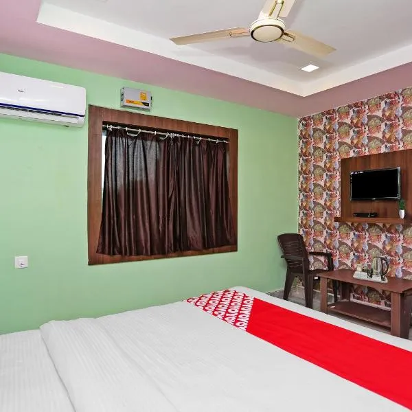 Capital O Hotel Aryan，位于Khandagiri的酒店
