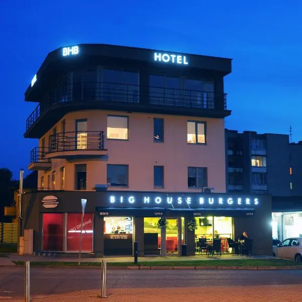 BHB Hotel，位于Pakruopiskiai的酒店