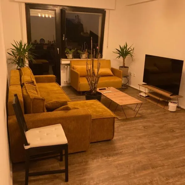 Nice Cozy Appartment Remich，位于埃讷安的酒店