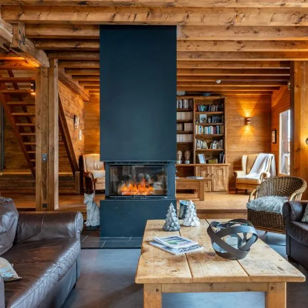 Chalet-Sixtine A large family chalet of 600m2 near La Clusaz，位于圣让德锡克斯特的酒店