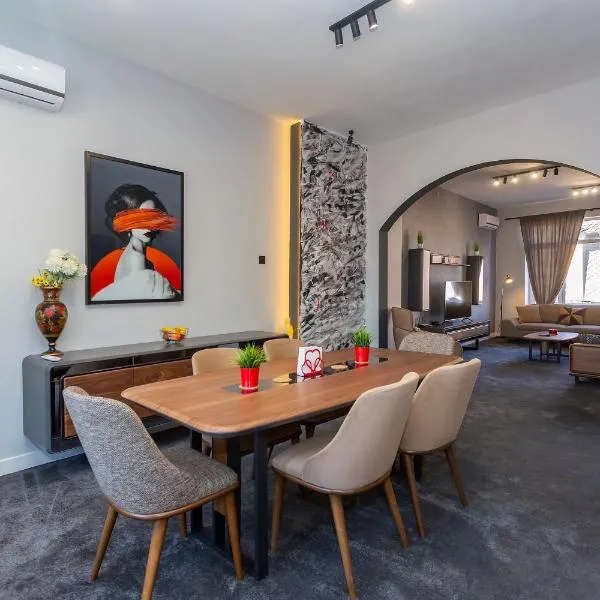 Urban Elegance Apartment，位于索非亚的酒店