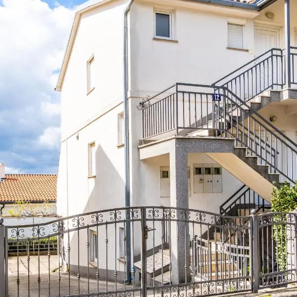 Apartman 5，位于塞尔瑟的酒店
