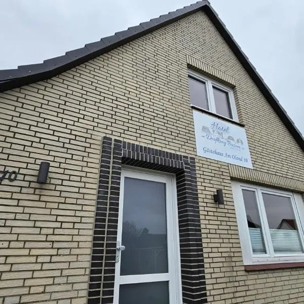 Hotel Dorfkrug Büsum - günstige Altbauzimmer Am Oland，位于比苏姆的酒店