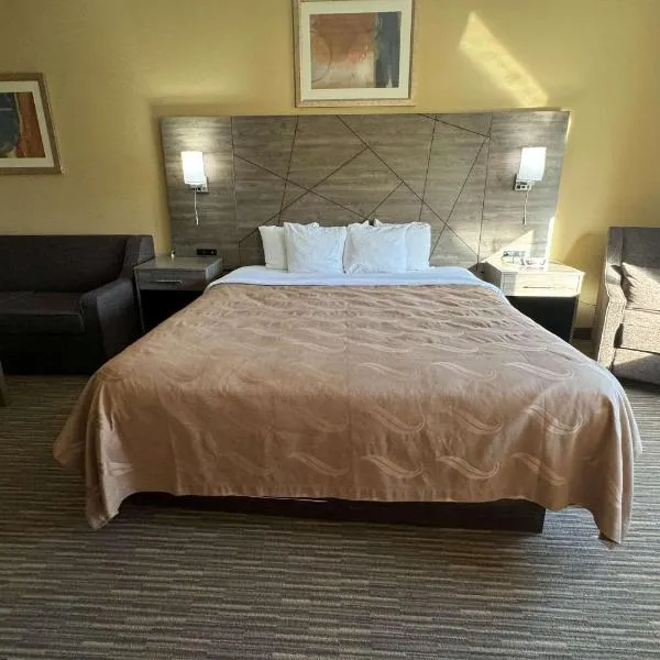 Quality Inn Forsyth Decatur，位于Forsyth的酒店