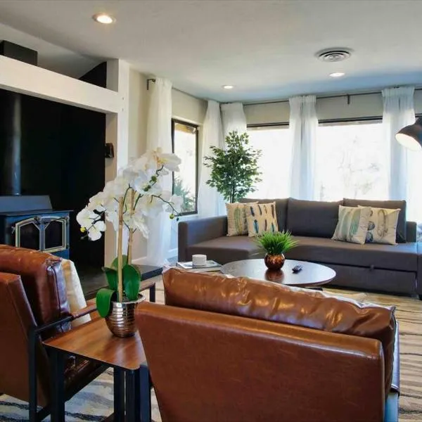 Oakridge Ranch ※ Sequoia, Kern River & Lake Escape，位于伊莎贝拉湖的酒店