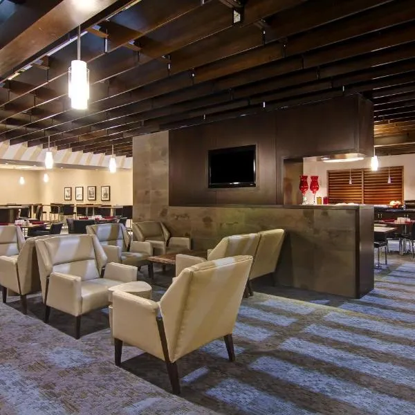 奥克维尔中心假日酒店，位于奥克维尔的酒店