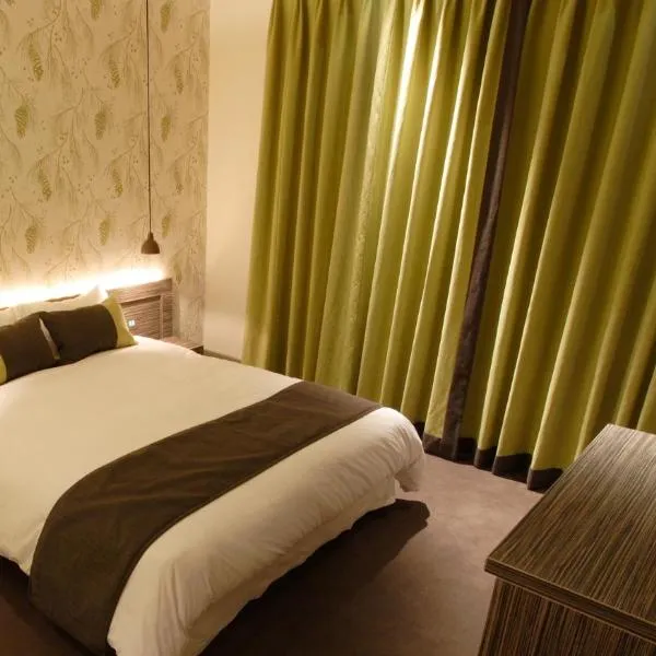博斯可酒店，位于泰晤士河畔沃尔顿的酒店