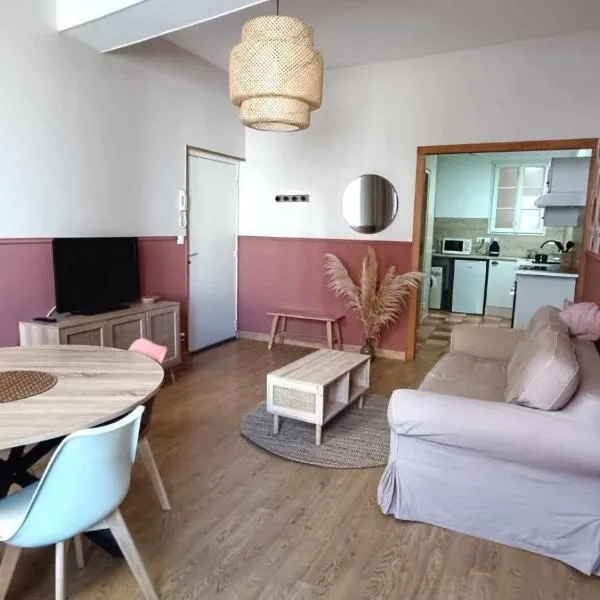 Terre de Bourgogne - Appartement au centre ville d'Avallon，位于阿瓦隆的酒店