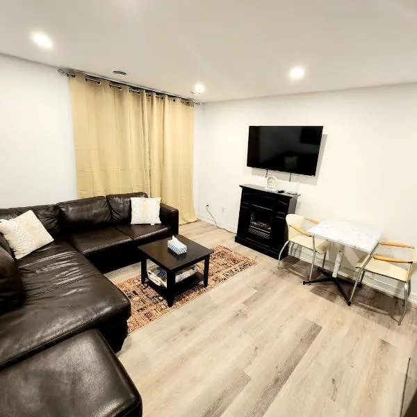 Niagara Escape Crib: 3km from NiagaraFalls，位于尼亚加拉瀑布的酒店