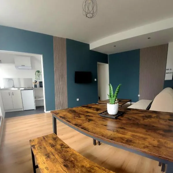 Maison Cosy Rénovée - Puy du Fou，位于塞夫勒河畔圣洛朗的酒店