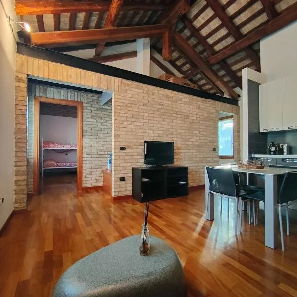 Urban 34 - station & centre，位于特雷维索的酒店