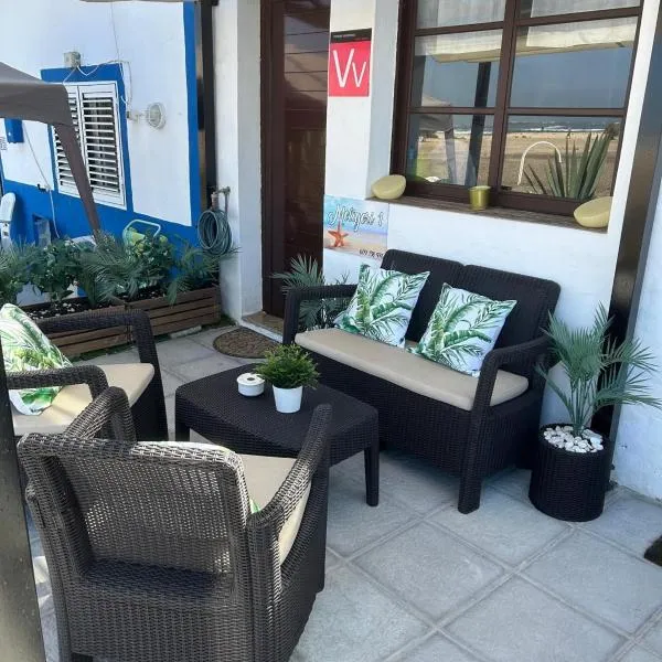 Apartamento Meliyeri1 1ª línea de playa，位于科蒂略的酒店