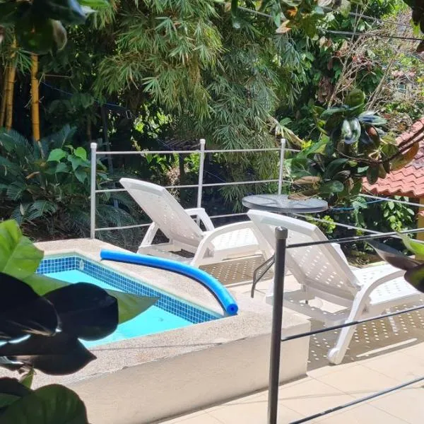 Jungle Beach Bungalow with AC & Fiber optic，位于别霍港的酒店