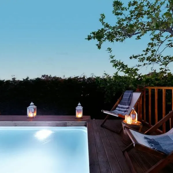 Navarino Captains Villa - Lux Private Pool Retreat，位于马拉松波利斯的酒店