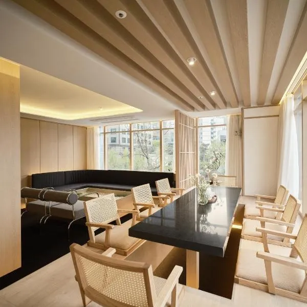 UH Suite Seoul Deoksugung，位于首尔的酒店