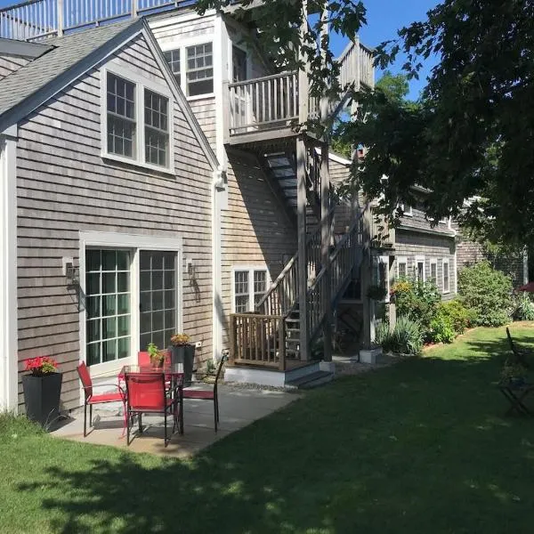 East End Condo w Beach Access，位于普罗温斯敦的酒店
