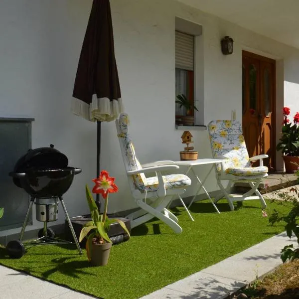 Ferienwohnung Hüttinger/Summer，位于帕彭海姆的酒店