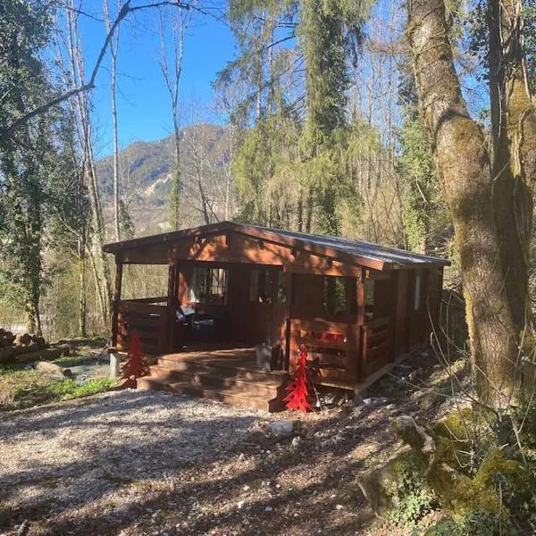 Mon Chalet dans les bois，位于圣克洛德的酒店