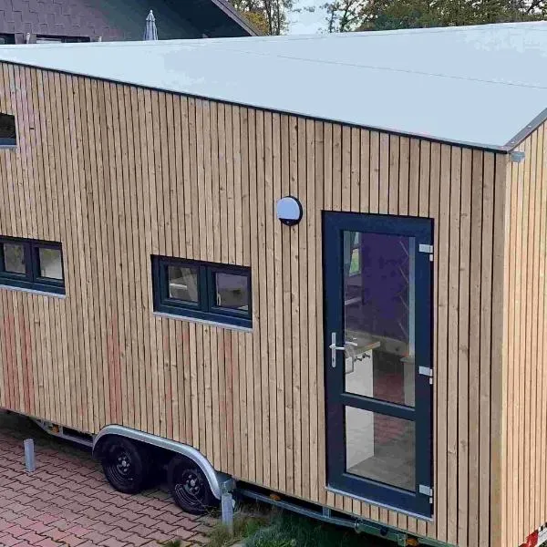 Tiny Haus Blanker Hans auf dem Campingplatz Strandgut，位于多鲁姆纽菲尔德的酒店