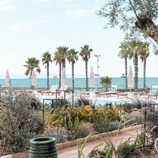 Valerio Resort beach club，位于玛格丽塔萨沃亚的酒店