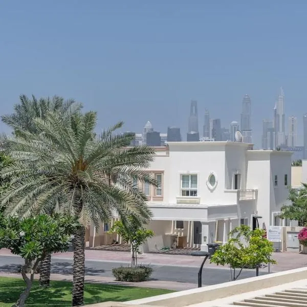 Vogue Villa Near Golf/Ski Dubai/ Ibn Battuta Mall，位于迪拜的酒店