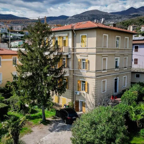 Seafront Apartment Ičići，位于伊齐齐的酒店