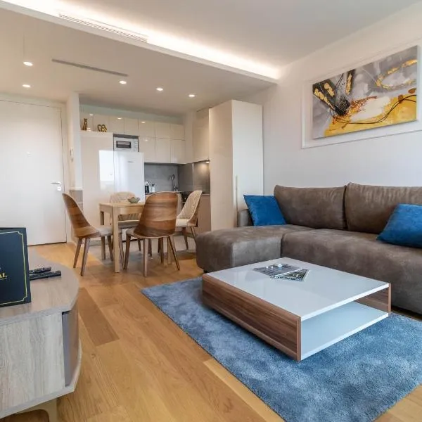 Apartments Royal - Sakura Park，位于Novi Beograd的酒店