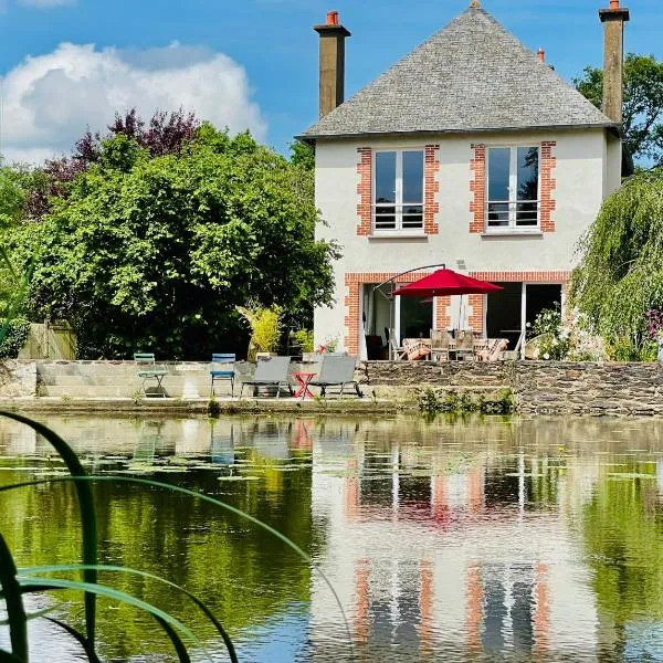 Le Moulin de Bury, Maison de campagne au bord de la rivière à 13 kms au Sud de Rennes，位于Chavagne的酒店