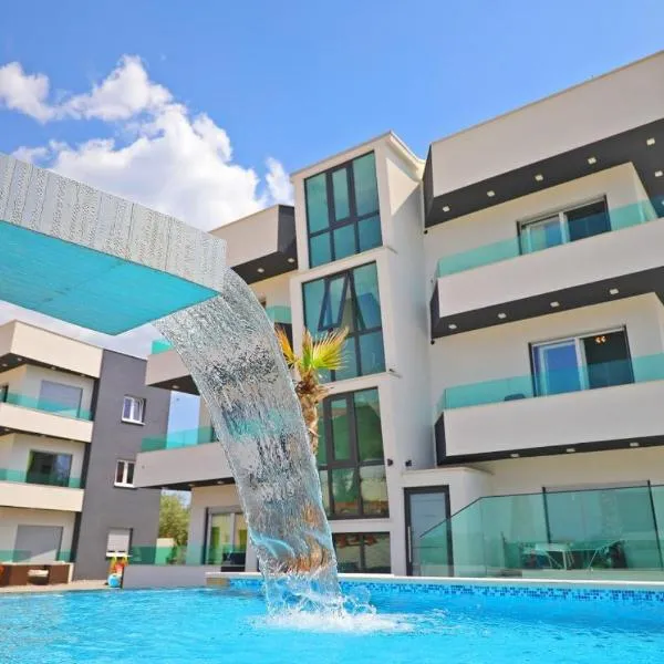 Boutique Apartments Blitz 1，位于比比涅的酒店