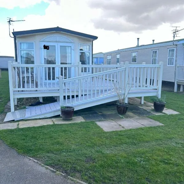 6 berth Ingoldmells The Grange With Ramp，位于Burgh le Marsh的酒店